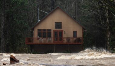 Washington state braces for dangerous flooding as thousands could face evacuation orders