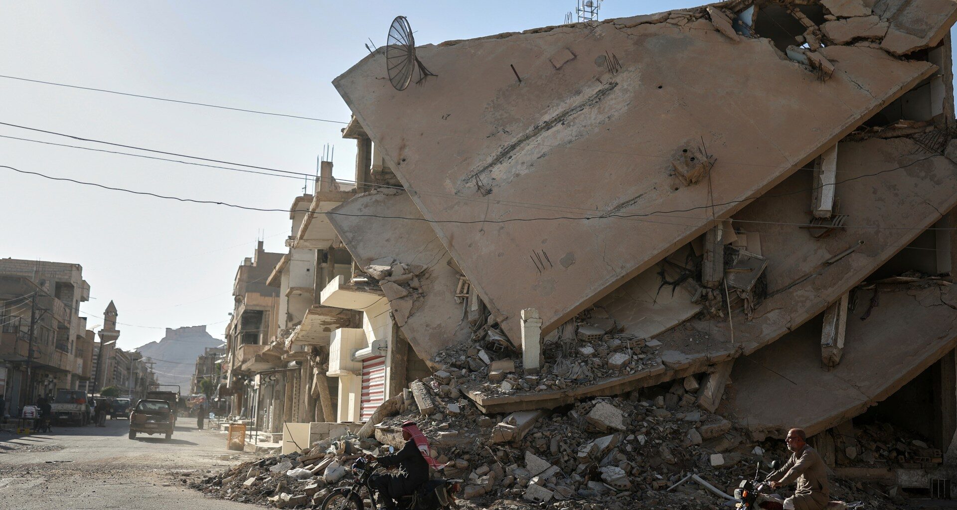 Trump vows retaliation after three Americans killed in Syria attack | Syria's War News