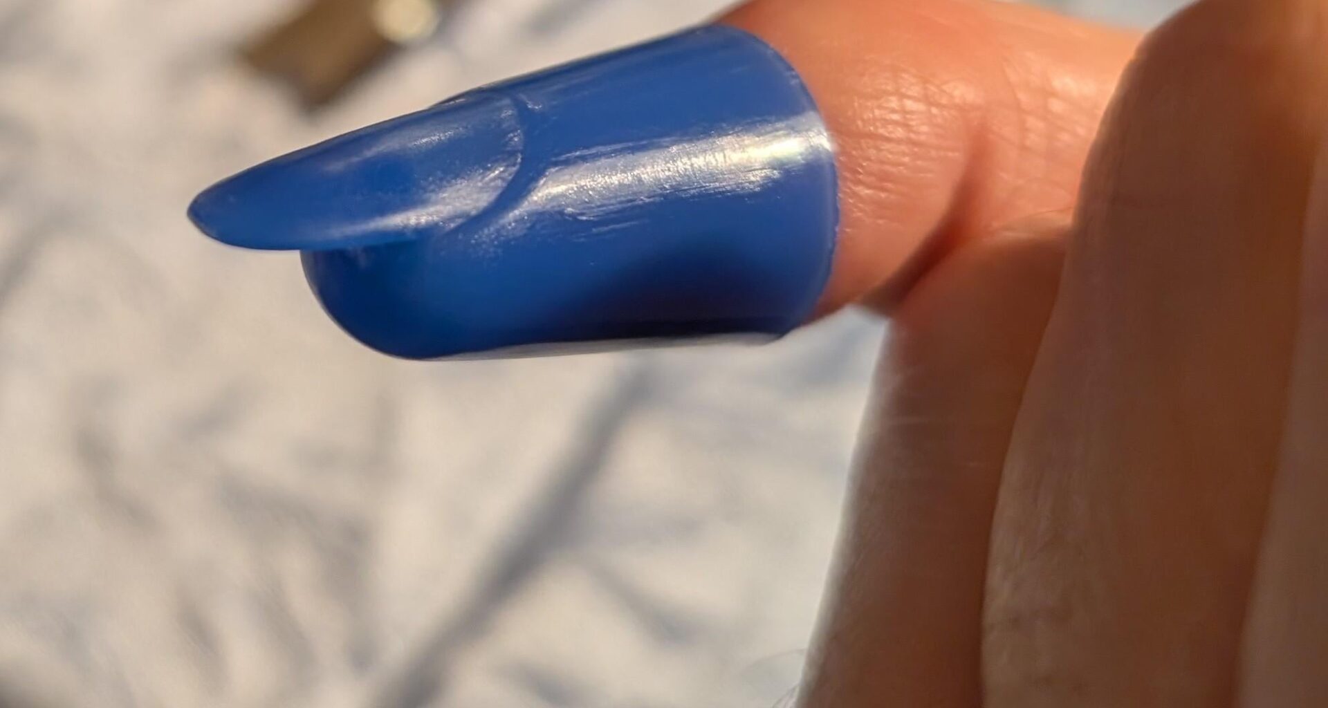 Godt nytår! Der var en coke-negl i bordbomben