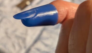 Godt nytår! Der var en coke-negl i bordbomben