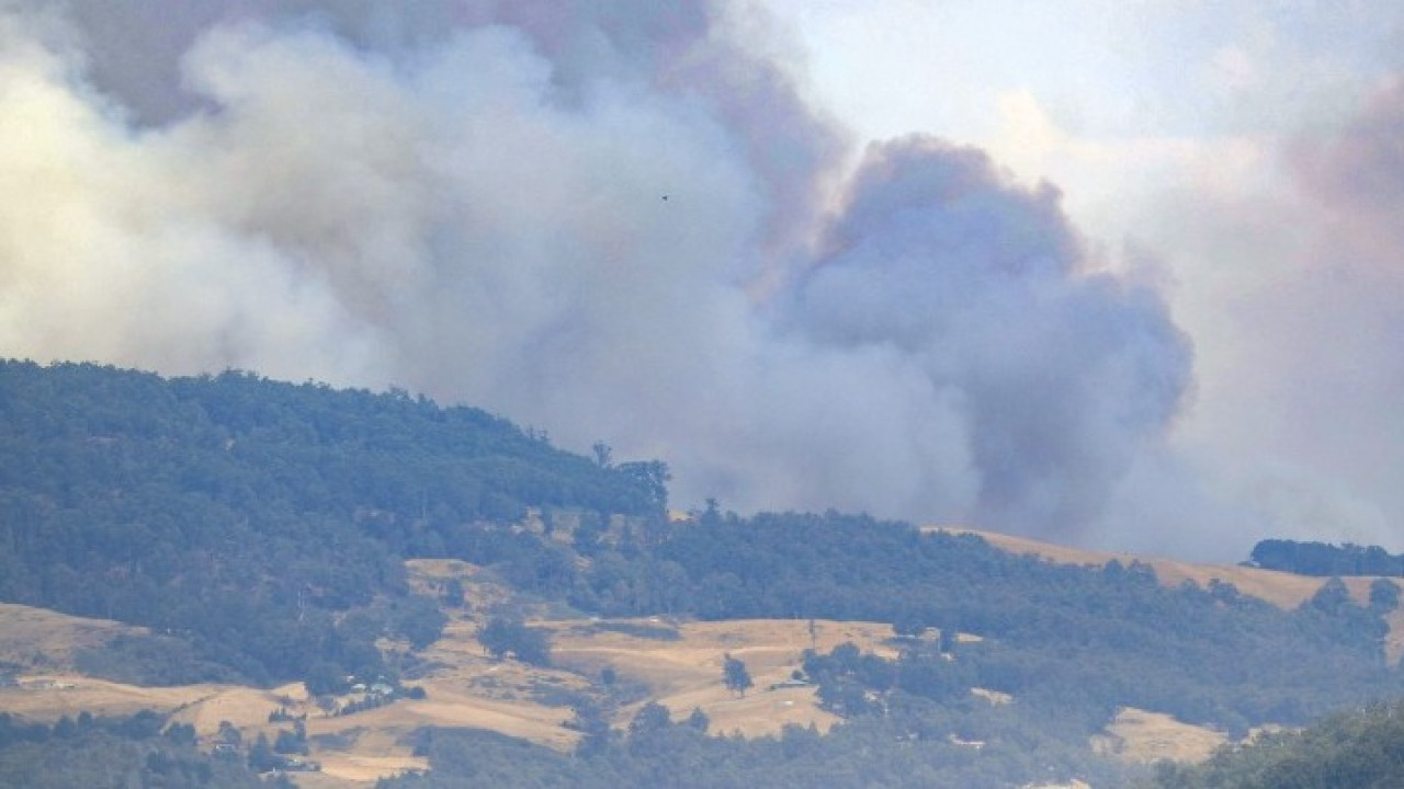 Αυστραλία: Οι αρχές καλούν χιλιάδες να απομακρυνθούν από τα σπίτια τους
