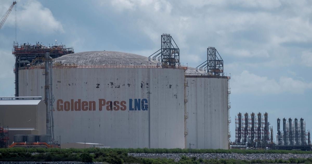 Qatar awards $4B gas deal in push to meet LNG output