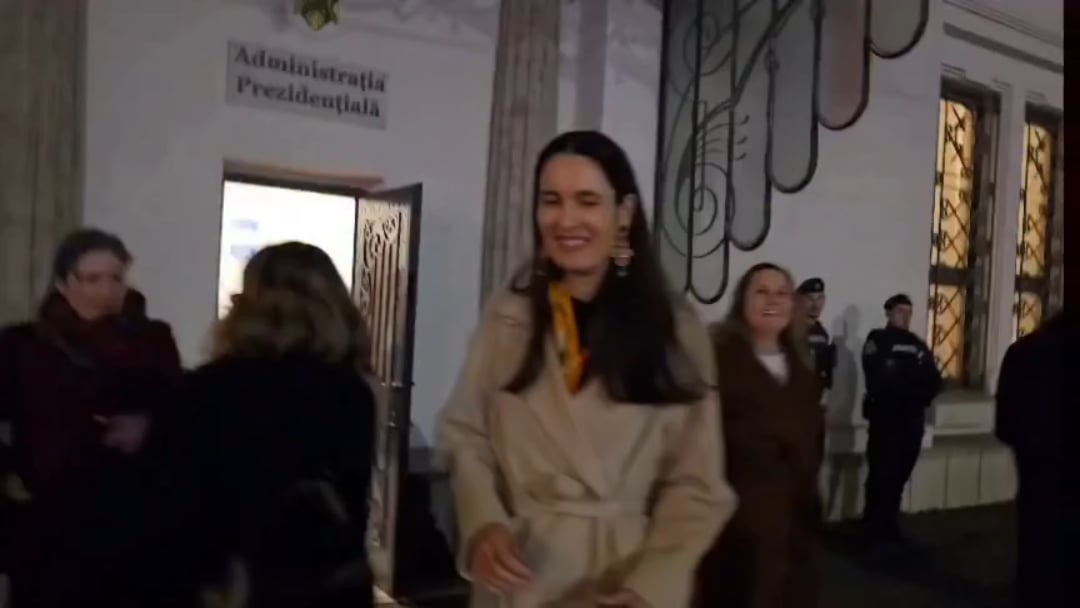 "Borfașo, dă bă banii înapoi!" - Ediția Clotilde Armand