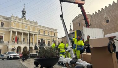 Las farolas María Cristina vuelven hoy a su lugar.