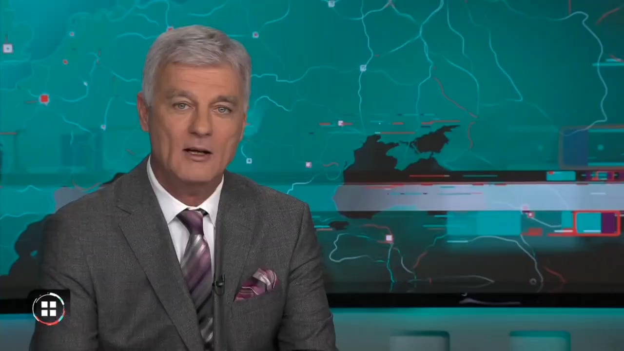 Gátlástalan senkiházi, takarodj ki a kórházakból! - így reagált Takács Péter Griffin Magyar Péter látogatására a Péterfy Sándor Utcai Kórházban, ahol ma már váratlanul volt kézfertőtlenítő a mosdóban