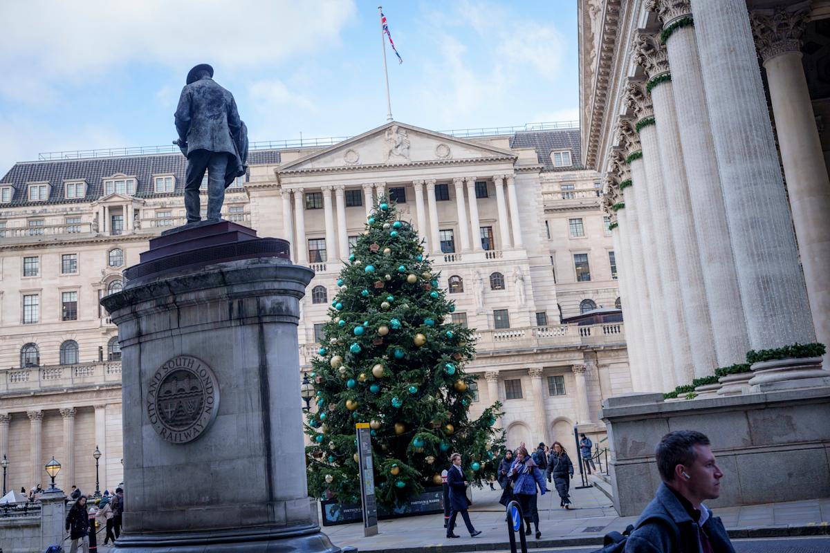 Stocks rise as investors eye interest rate decisions and economic data