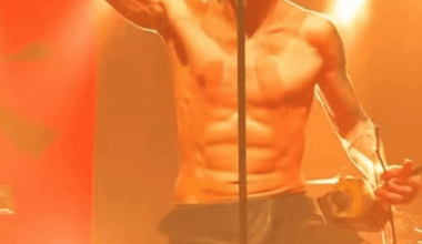 Our new Taiwanese de facto ambassador delivering metal diplomacy