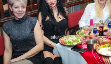 Нося и копия на всички документи!