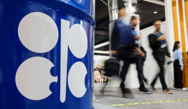 Oil price leaps after Opec+keeps output unchanged and Ukraine attacks