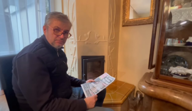 Hadházy: „A bíróság tiltó határozata ellenére ma hozzám is eljutott a mocskos fideszes propaganda kiadvány.”