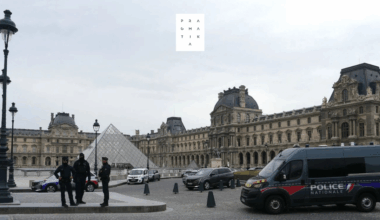 Part of the Louvre's jewels were transported to the Bank of France for security reasons - PRAGMATIKA.MEDIA