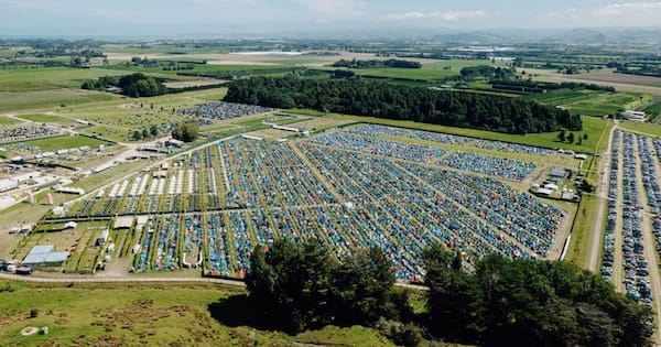 Rhythm and Vines partiers urged to stay careful on wet, busy roads