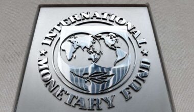 IMF approves £900m for Pakistan amid push for stability
