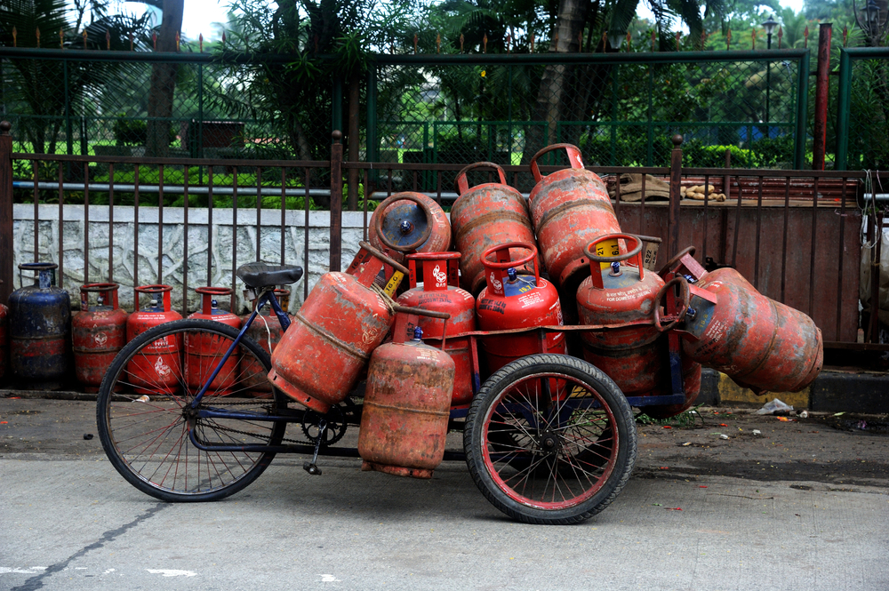 The kitchen connection: E-cooking a key ingredient in India’s energy transition