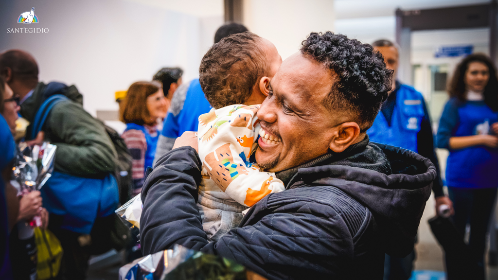 Libya, 122 refugees being evacuated via Humanitarian Corridors. Thursday, 11 December, at 2 p.m., at Terminal 5 in Fiumicino. - NEWS