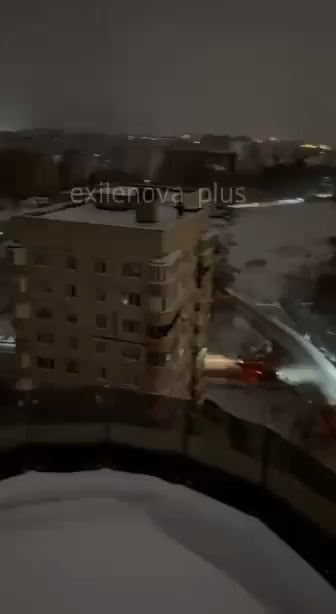 BREAKING: A video of a blackout in Moscow, Russia, according to sources approximately 100,000 are without power. Ukraine has not claimed responsibility for this.
