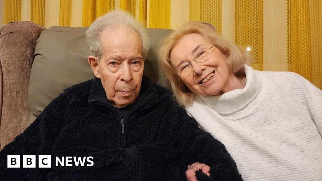 How a London couple's WW2 experiences led them to help refugees