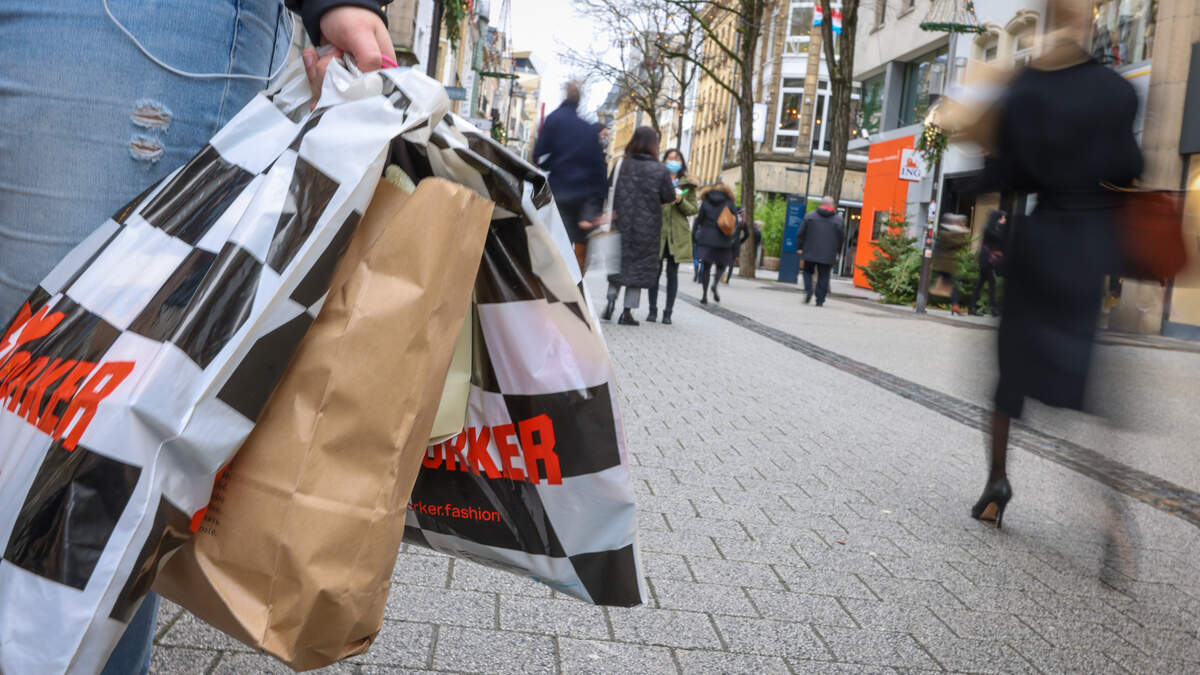 La période de promotions hivernales débutera ce vendredi 2 janvier au Luxembourg.