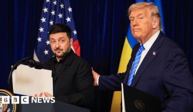 The 'thorny' issues that threaten to derail a Russia-Ukraine peace deal