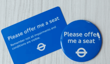 How effective is the 'Please offer me a seat' badge from the TFL website?