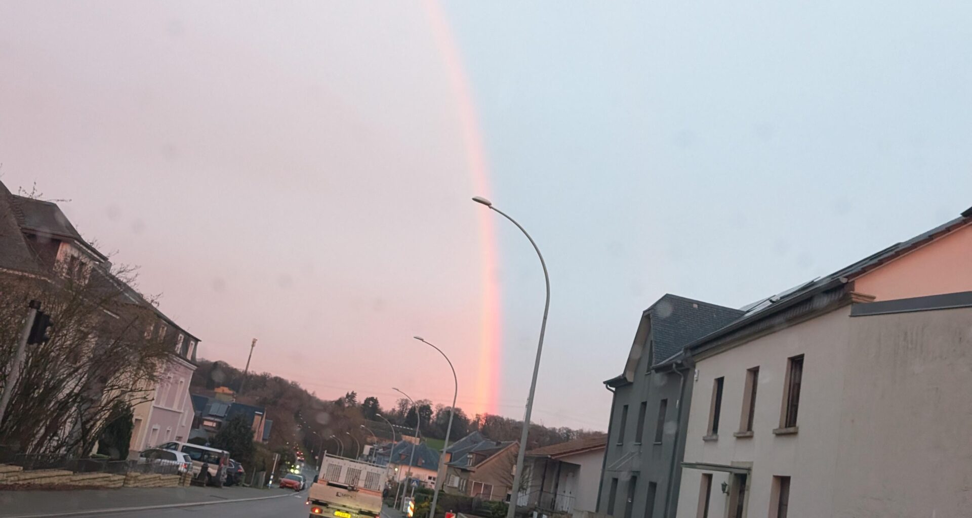 Rainbow without rain or sun??