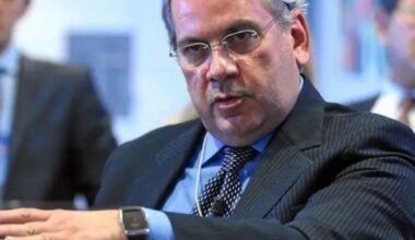 Iranian academic hits raw nerve with scorn of poor in power