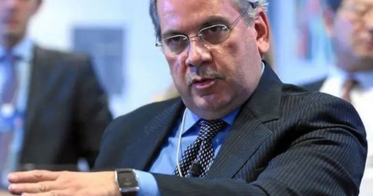 Iranian academic hits raw nerve with scorn of poor in power