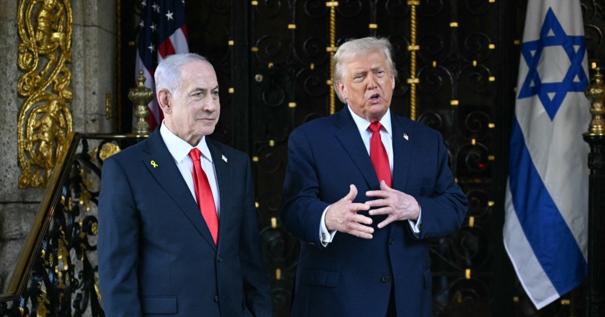 Trump Warns Iran Of New Strikes As Tehran Protests Mark 'New Phase Of Turmoil'