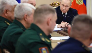 les négociations en cours entre la Russie, l’Ukraine et les Etats-Unis fragilisées par « l’attaque de drones » qui aurait touché la résidence de Vladimir Poutine