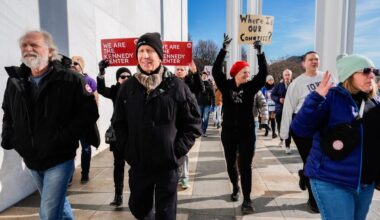 Senator vows amendment to remove Trump’s name from Kennedy Center