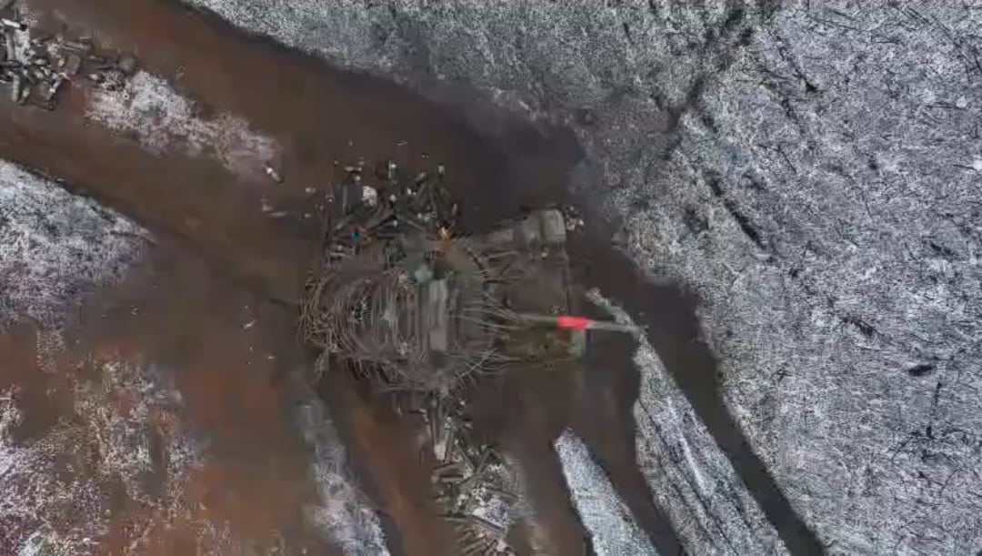 Very recent footage from Novopavlivka front, Ukrainian drone dropped grenade destroys russian tank