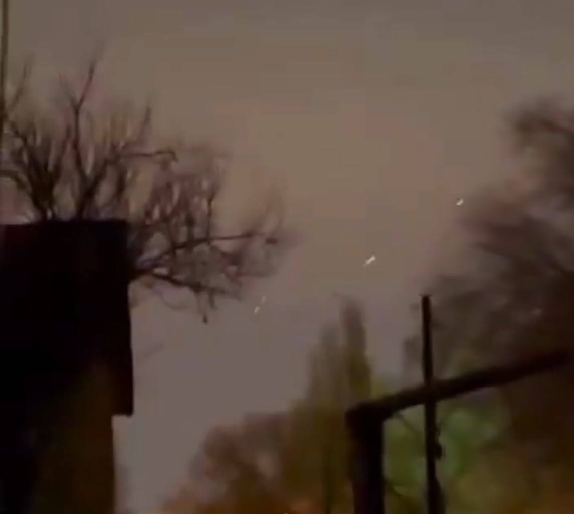 Engels (the ruzzian airbase) is having some difficults with Ukrainian sanctions on airplanes. 07.12.2025