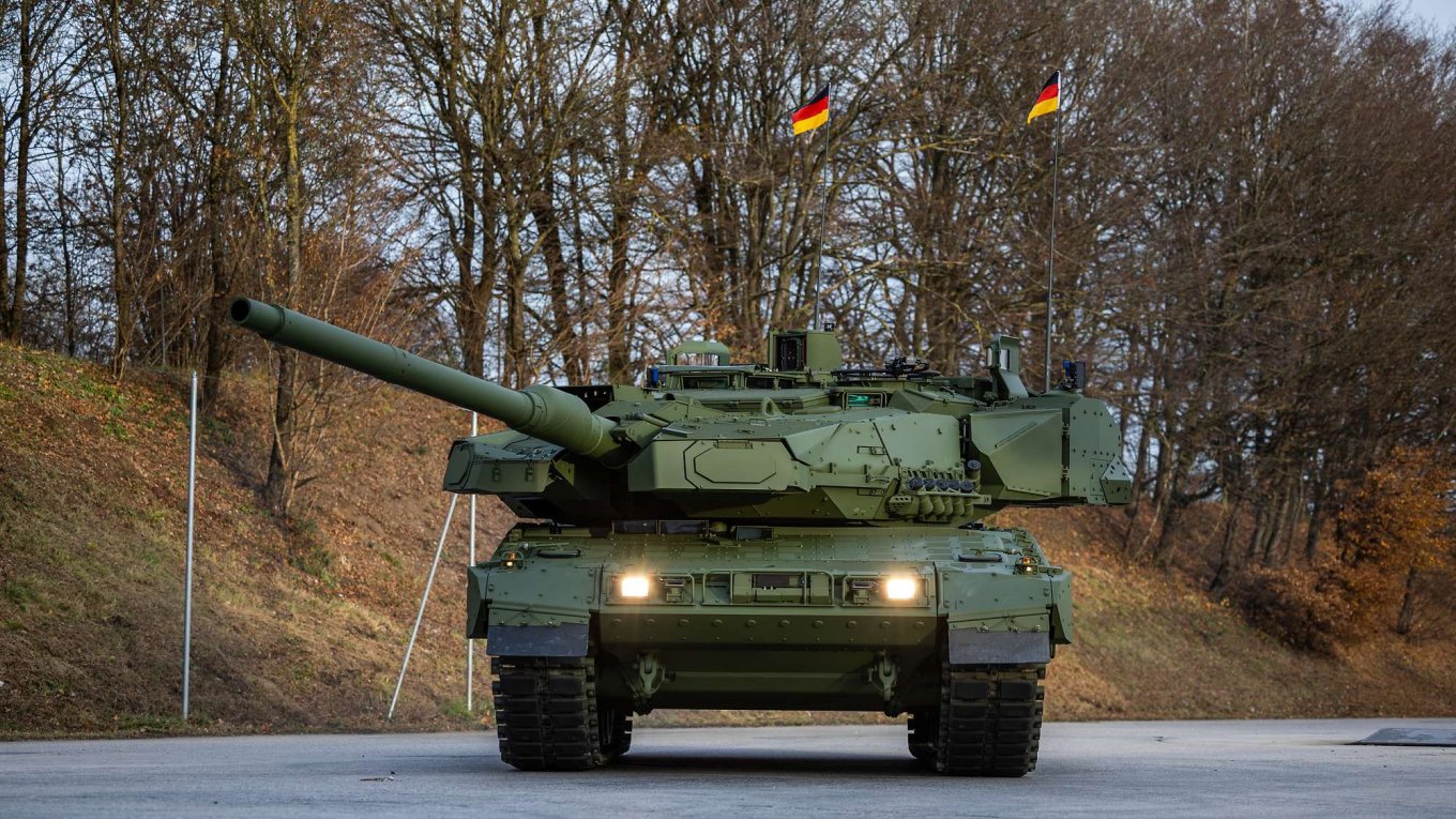 First Leopard 2A8 tank for Bundeswehr