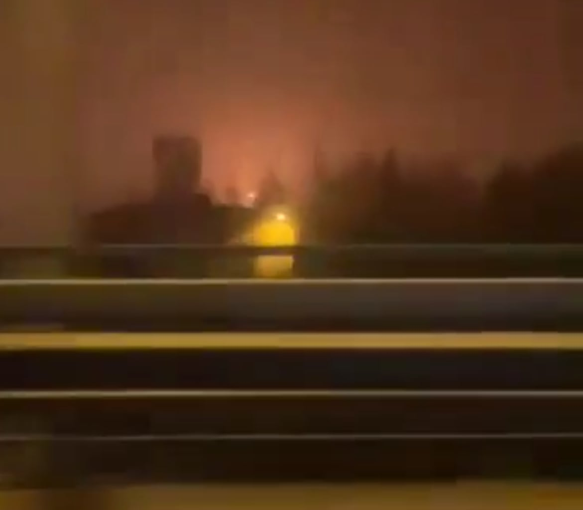 Russian Oil depot in Livny, Oryol region. Fire reported after Ukrainian drone attack. 02.12.2025