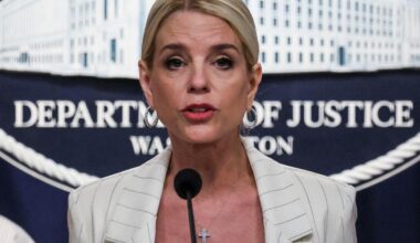 Pam Bondi faces 'prosecution' if 'all' Epstein files are not released on Friday: Dem