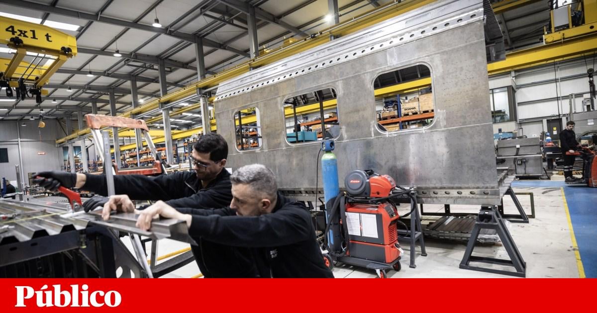 Primeiro comboio português estará pronto em 2026
