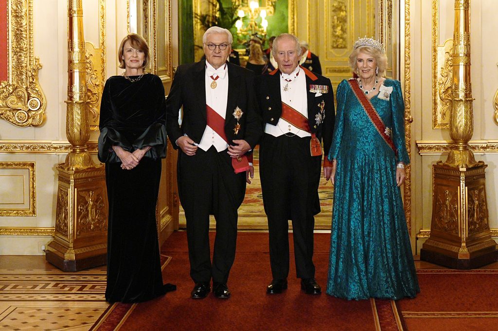 Elke Budenbender, Frank-Walter Steinmeier, King Charles and Queen Camilla standing in a line