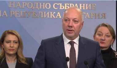 Оставката е факт