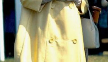 Sweet and pretty Pregnancy Fashion of The Modern Queens and Queen Consorts.