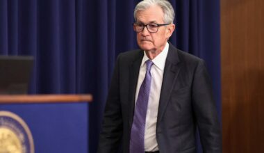 Fed is getting 'very close to a policy mistake': Fmr. Fed official