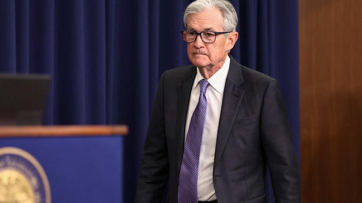 Fed is getting 'very close to a policy mistake': Fmr. Fed official