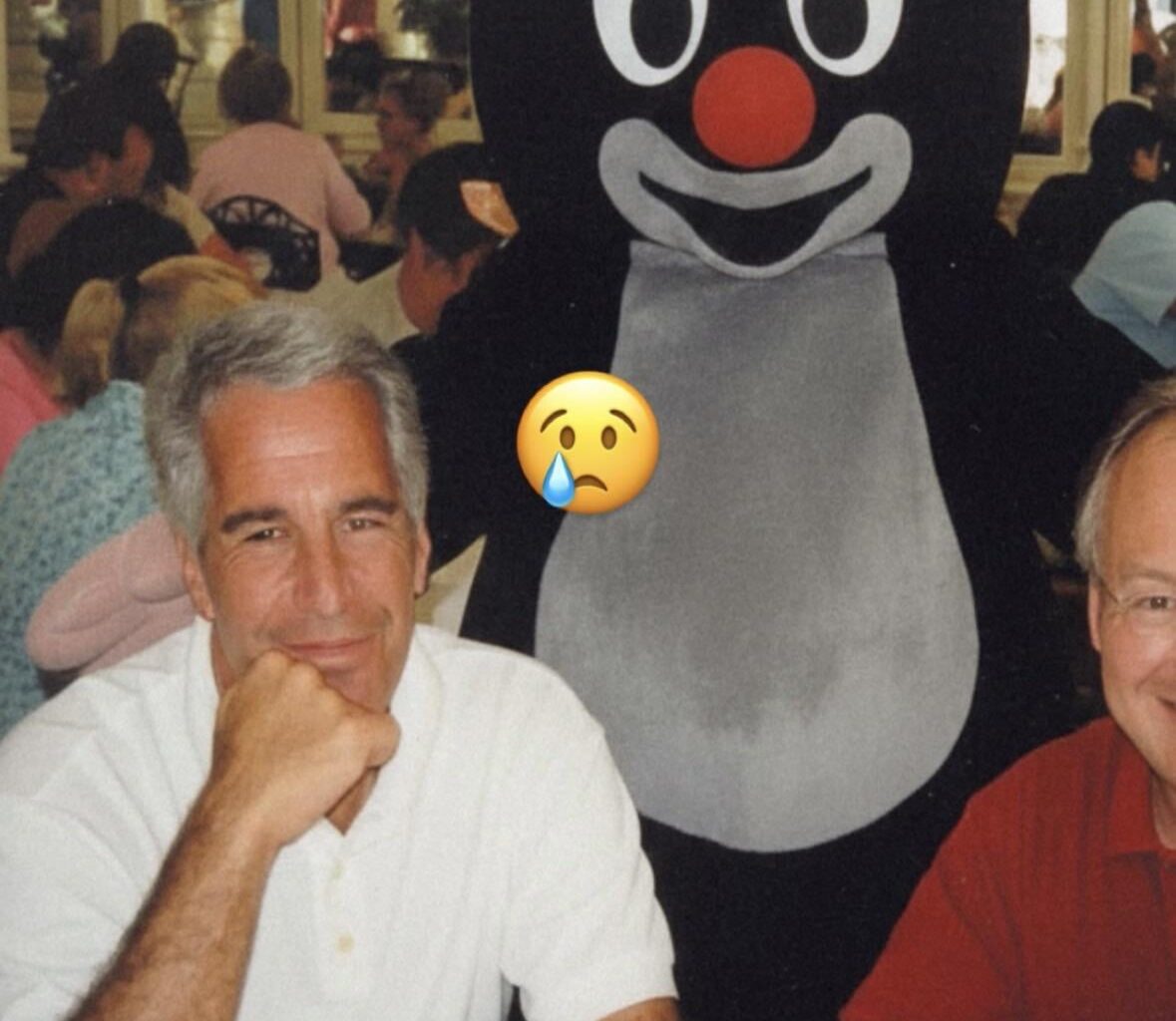 Medzi zverejnenými Epsteinovými fotkami je aj Krtko!