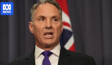 Federal politics: Australia monitoring Chinese task group in Philippine Sea, Marles says — as it happened