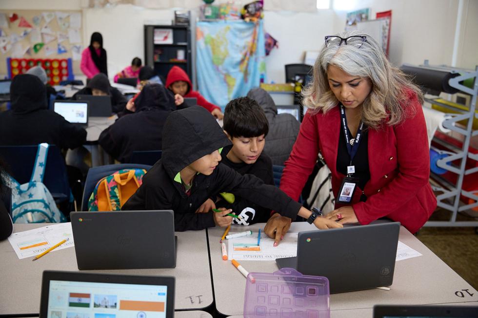 Sacramento Afghan Community Reacts to Suspension of Asylum Cases