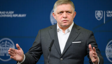 Fico: The ban on the production and sale of cars with combustion engines in the EU is harmful for Slovakia