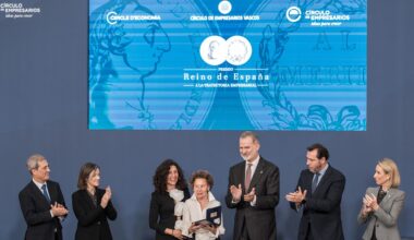 María Teresa Rodríguez recibe el IX Premio Reino de España por su destacada carrera