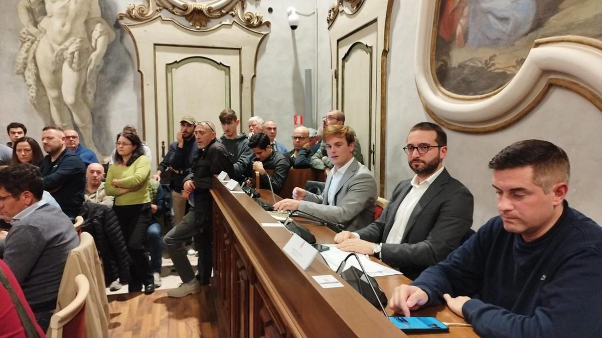 Fratelli d’Italia: "Club sportivi dimenticati"