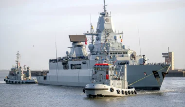 Wilhelmshaven: Fregatte "Hamburg" kehrt von NATO-Einsatz zurück