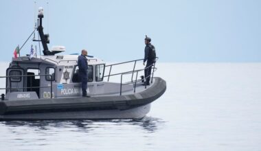 Greece rescues hundreds of migrants off Gavdos island