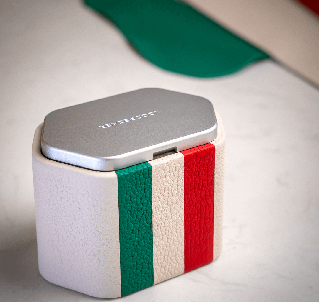 Un progetto personale: una scatola porta-orologi artigianale ispirata alla bandiera italiana